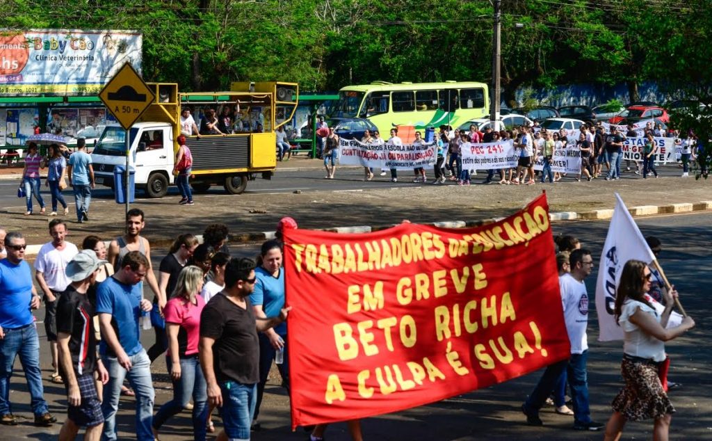 greve-professores-labanca-fim