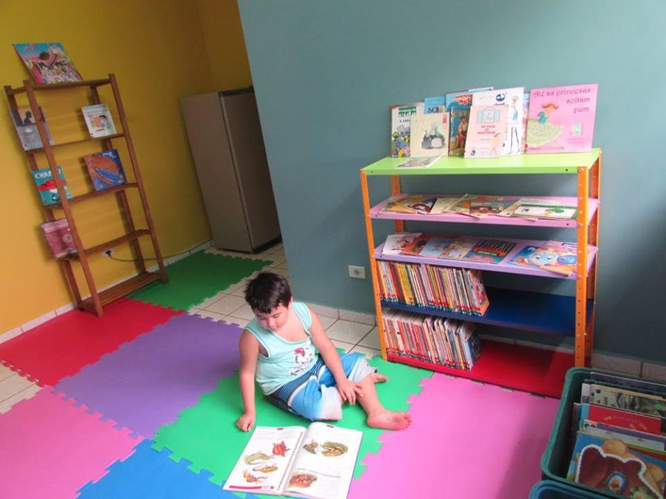 biblioteca escola