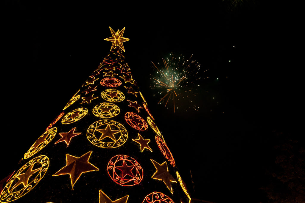 Decoração do Natal de Foz vai ter túnel de luz e árvore gigante - Clickfoz Decoração do Natal de Foz vai ter túnel de luz e árvore gigante - Clickfoz